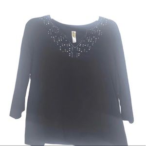 Girls Black XL Endless Designs Shirt